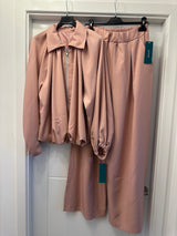 Stunning two piece trouser suit co-ord. Size 10-16