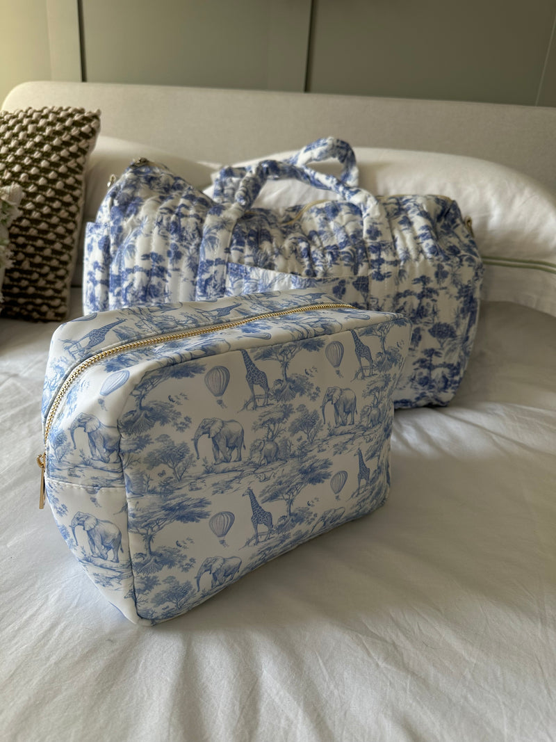 Blue Toile Quilted Holdall Tote Bag - Large