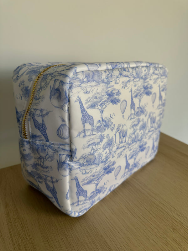 Blue Toile Chinoiserie Medium Nylon Pouch